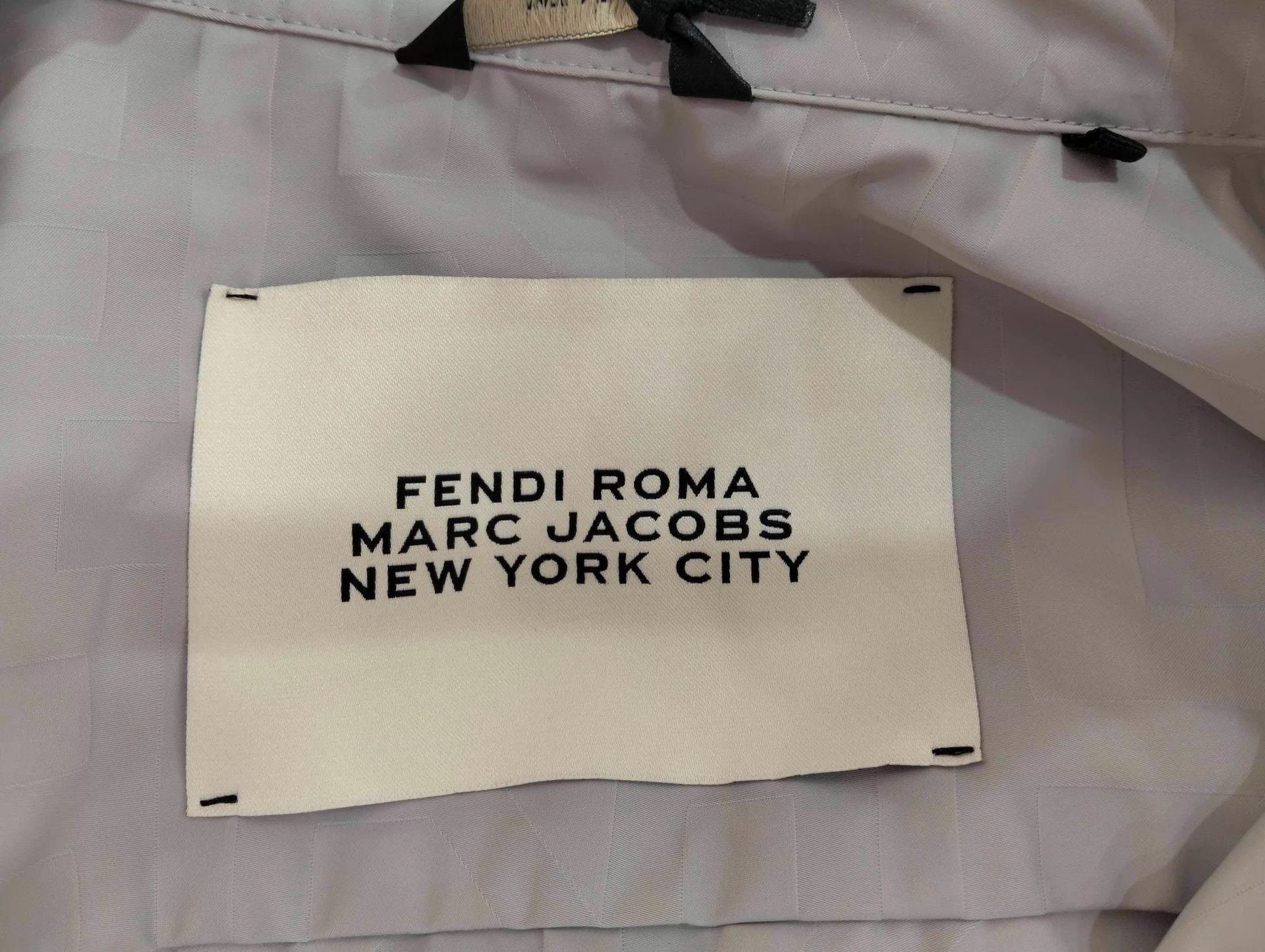 Fendi FENDI Allover Logo SS Shirt 50 (99 New) Size US M / EU 48-50 / 2 - 4 Thumbnail