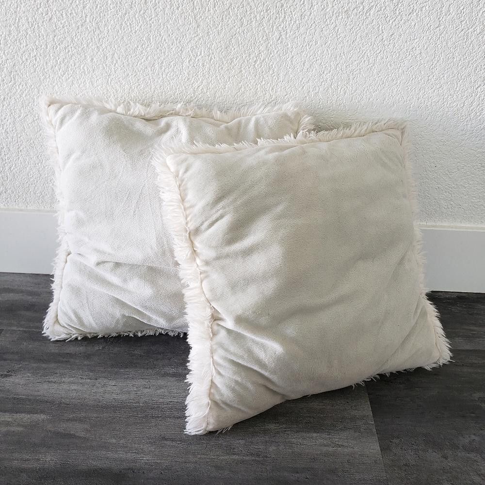 Designer White Faux Fur Detailed Decor Pillow Size ONE SIZE - 3 Thumbnail