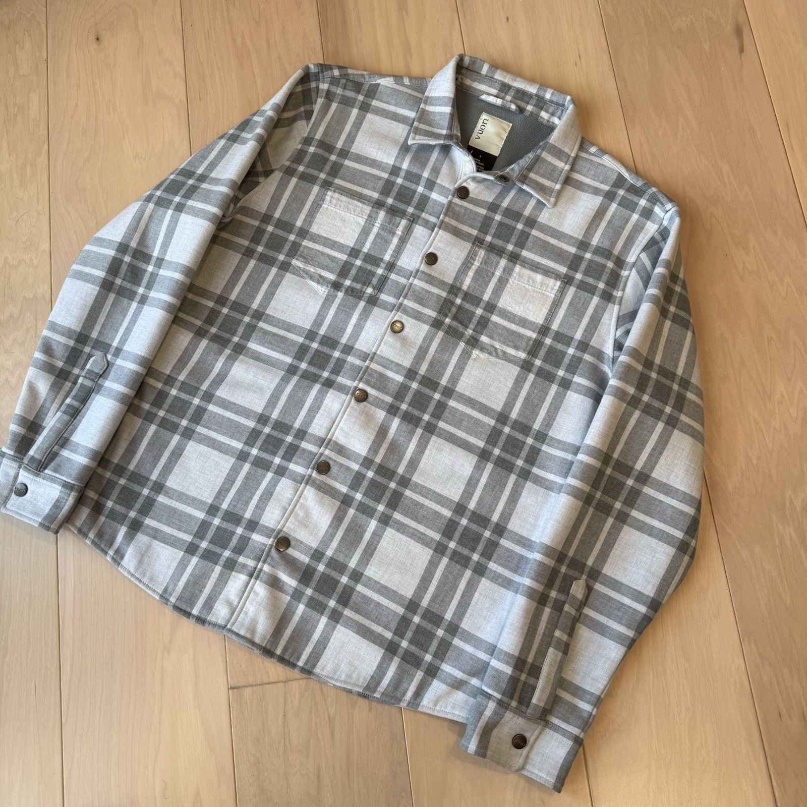 Vuori Vuori Range Shirt Jacket L Gray Snap Plaid Button Flannel Size US L / EU 52-54 / 3 - 10 Thumbnail