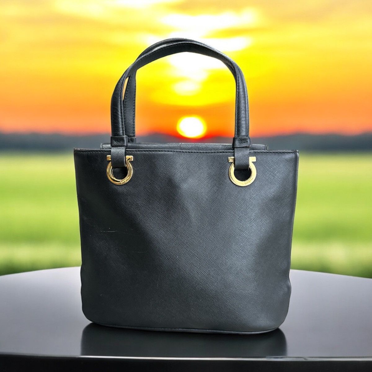 Designer × Salvatore Ferragamo SALVATORE FERRAGAMO LEATHER EVENING HANDLE BAG Size ONE SIZE - 1 Thumbnail