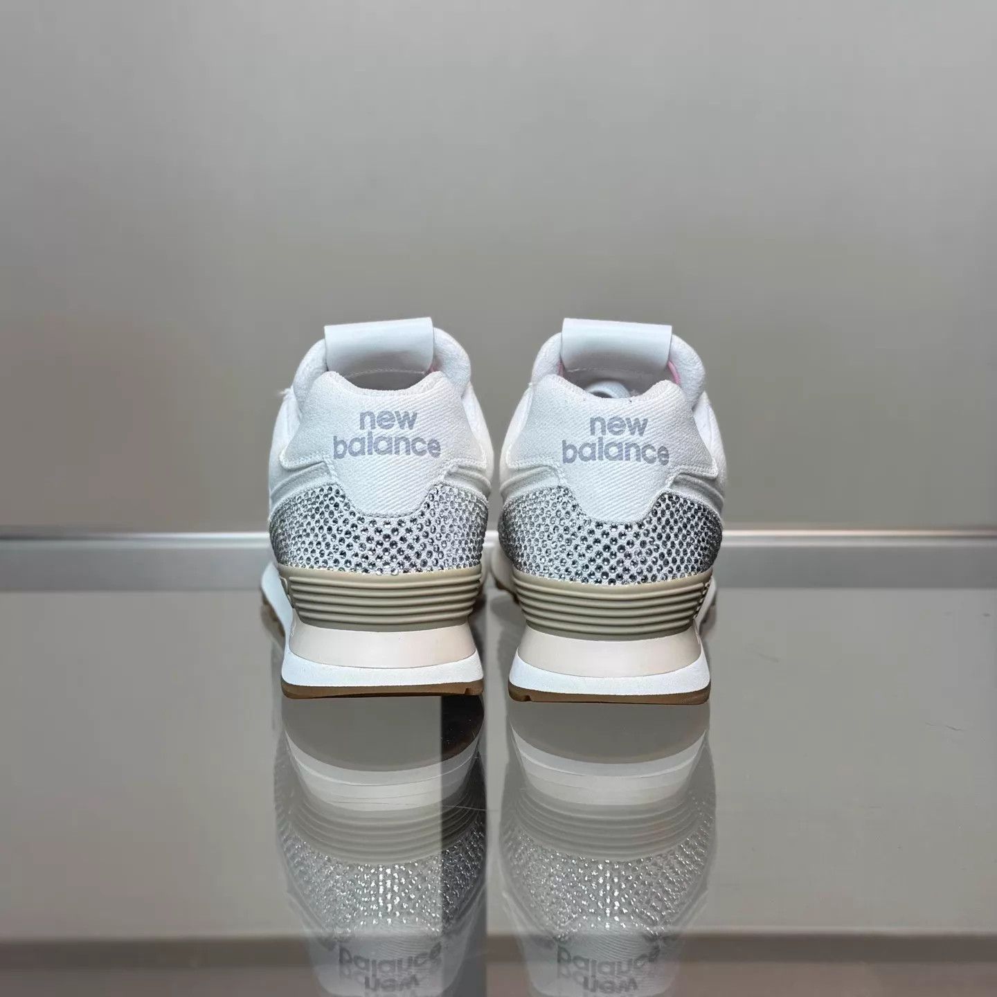 Miu Miu Miu Miu x New Balance Diamond-Encrusted Sneakers 38.5 Size US 8 / IT 38 - 4 Thumbnail