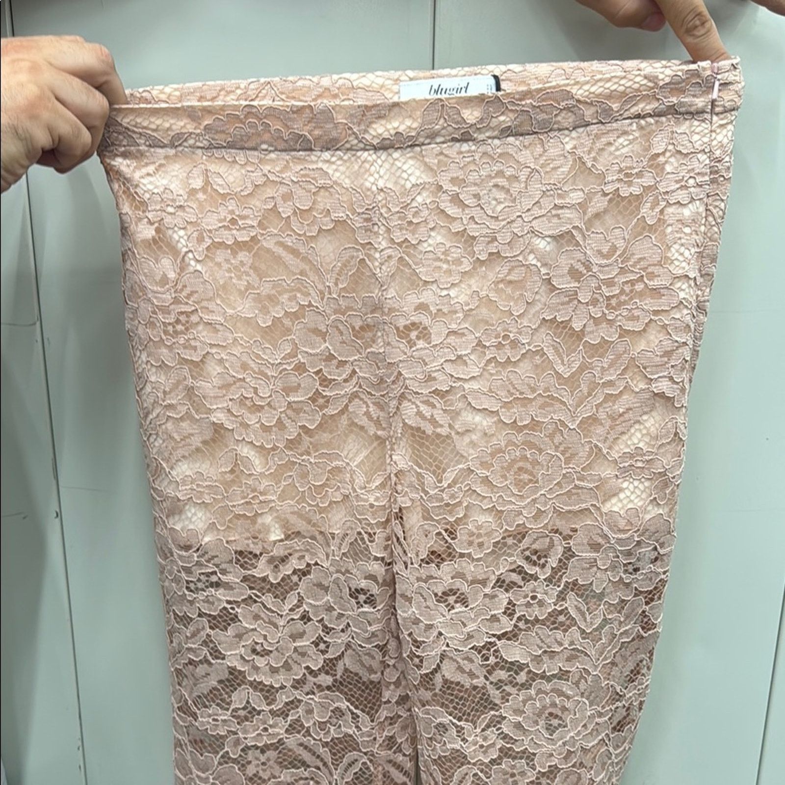Blumarine NWT Blugirl Blush Lace Pants Size M Size 25" / US 0 / IT 36 - 1 Thumbnail