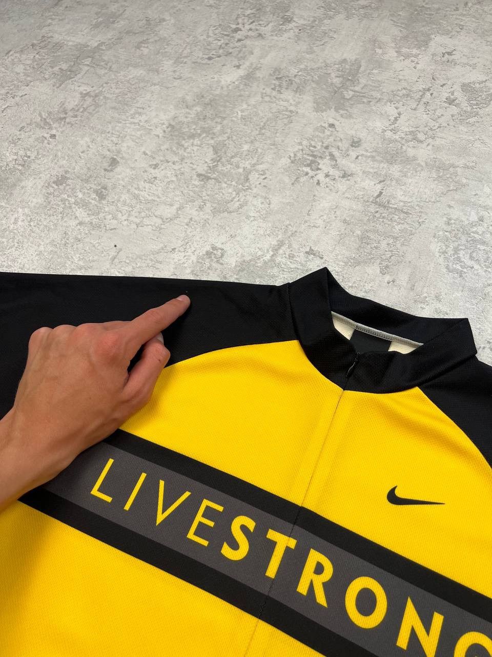 Nike Vintage Nike Livestrong Cycling Jersey Size US XL / EU 56 / 4 - 19 Thumbnail