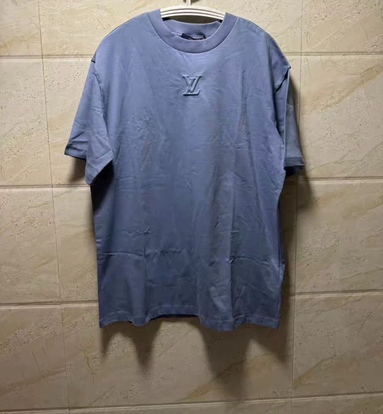 Louis Vuitton Louis Vuitton Hot Haze Blue Embossed Round Neck Short Sleev Size US L / EU 52-54 / 3 - 1 Thumbnail