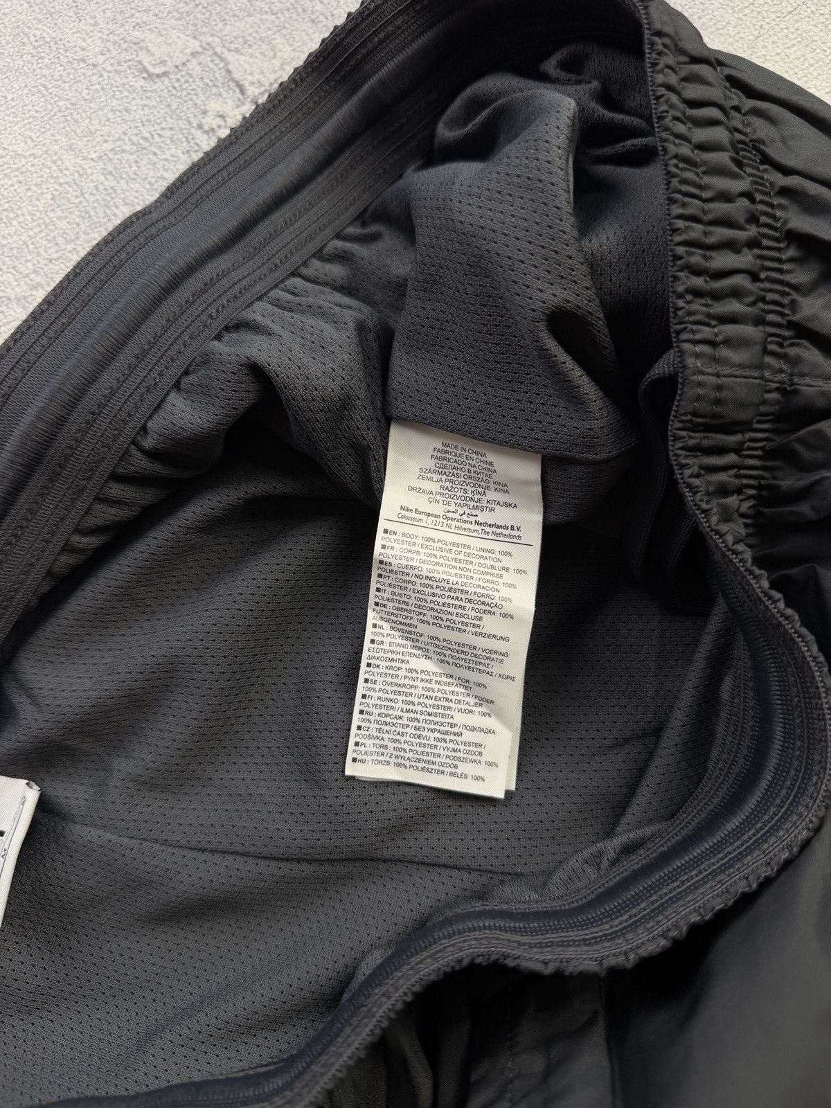 Nike Vintage Nike Manchester United Track Pants Drill Y2K style Size US 34 / EU 50 - 13 Thumbnail
