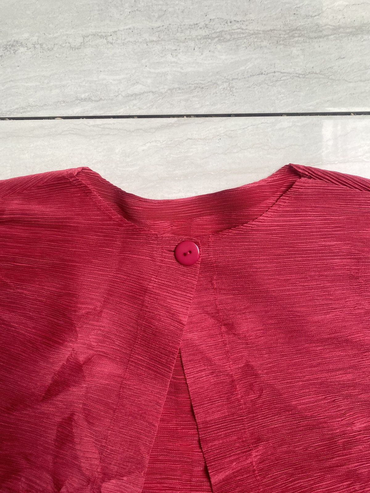Issey Miyake KOIBITO MISAKI Issey Miyake Pleats Pink Outer Size US S / EU 44-46 / 1 - 13 Thumbnail