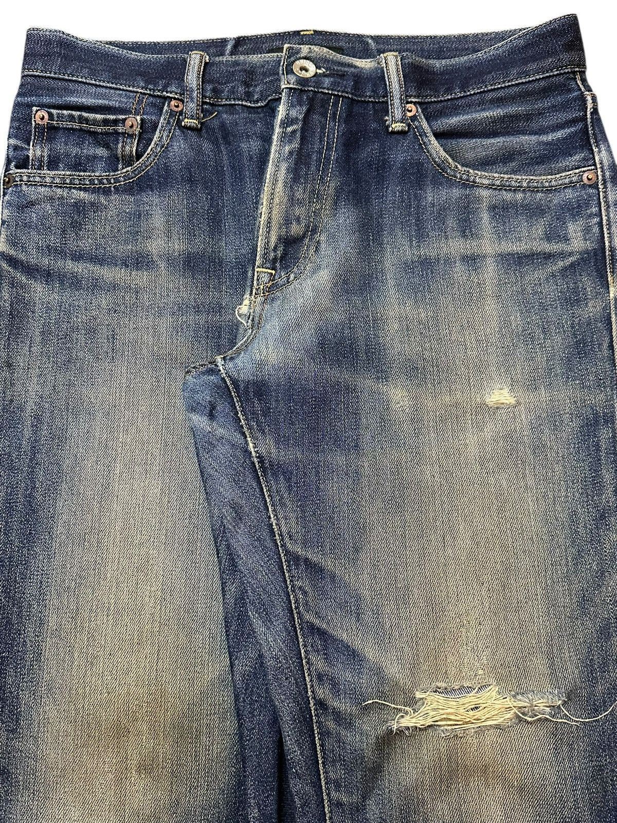Uniqlo Vintage Japanese Uniqlo Mud Wash Faded Distress Style Jeans Size US 31 - 4 Thumbnail