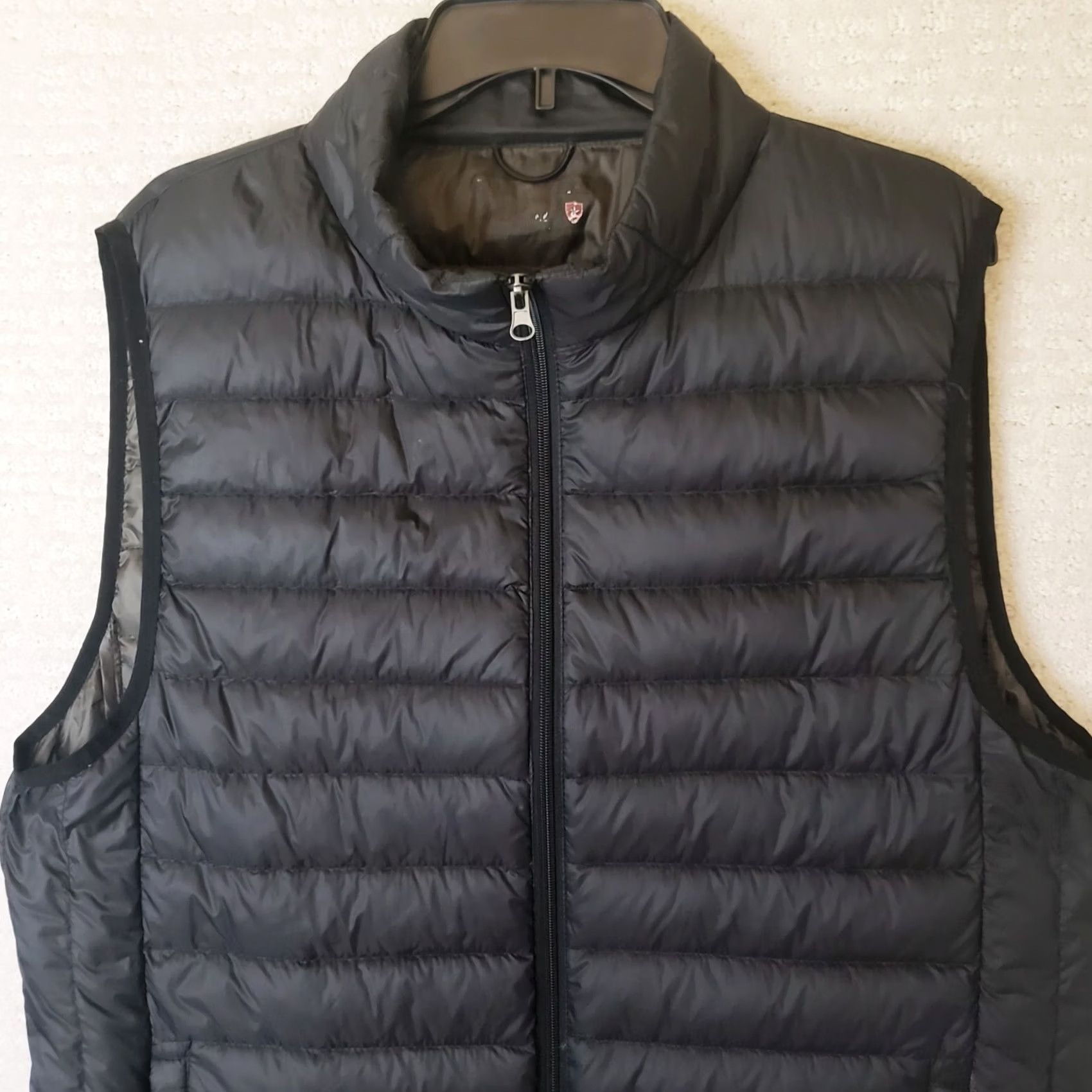 Vintage Saddlebred Puffer Vest Mens Medium Black Full Zip Lightweight Outdoor Adult Size US M / EU 48-50 / 2 - 2 Thumbnail