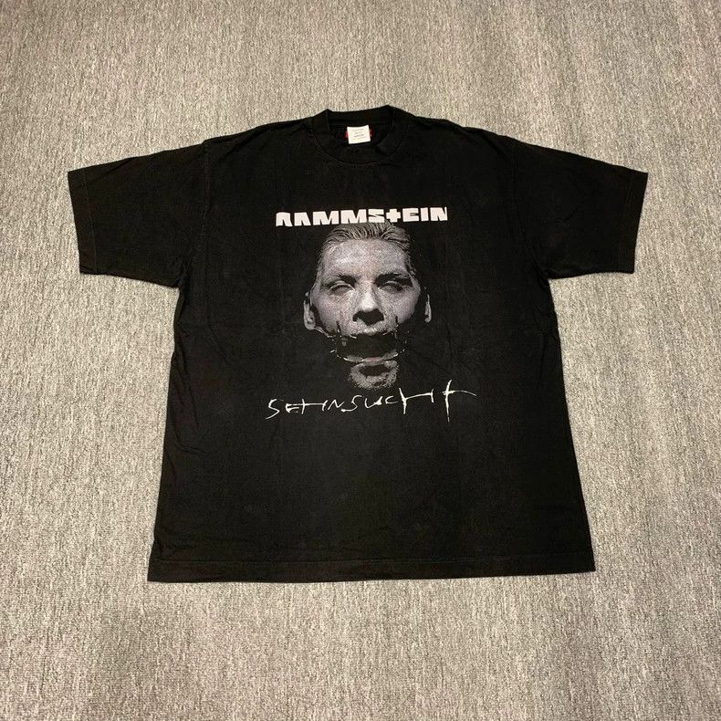 Vetements Vetements Black German chariot short sleeves 2506-Nextarrow Size US S / EU 44-46 / 1 - 1 Thumbnail