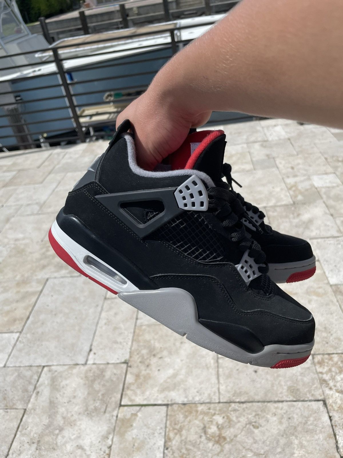 Air Jordan Retro Bred 2019