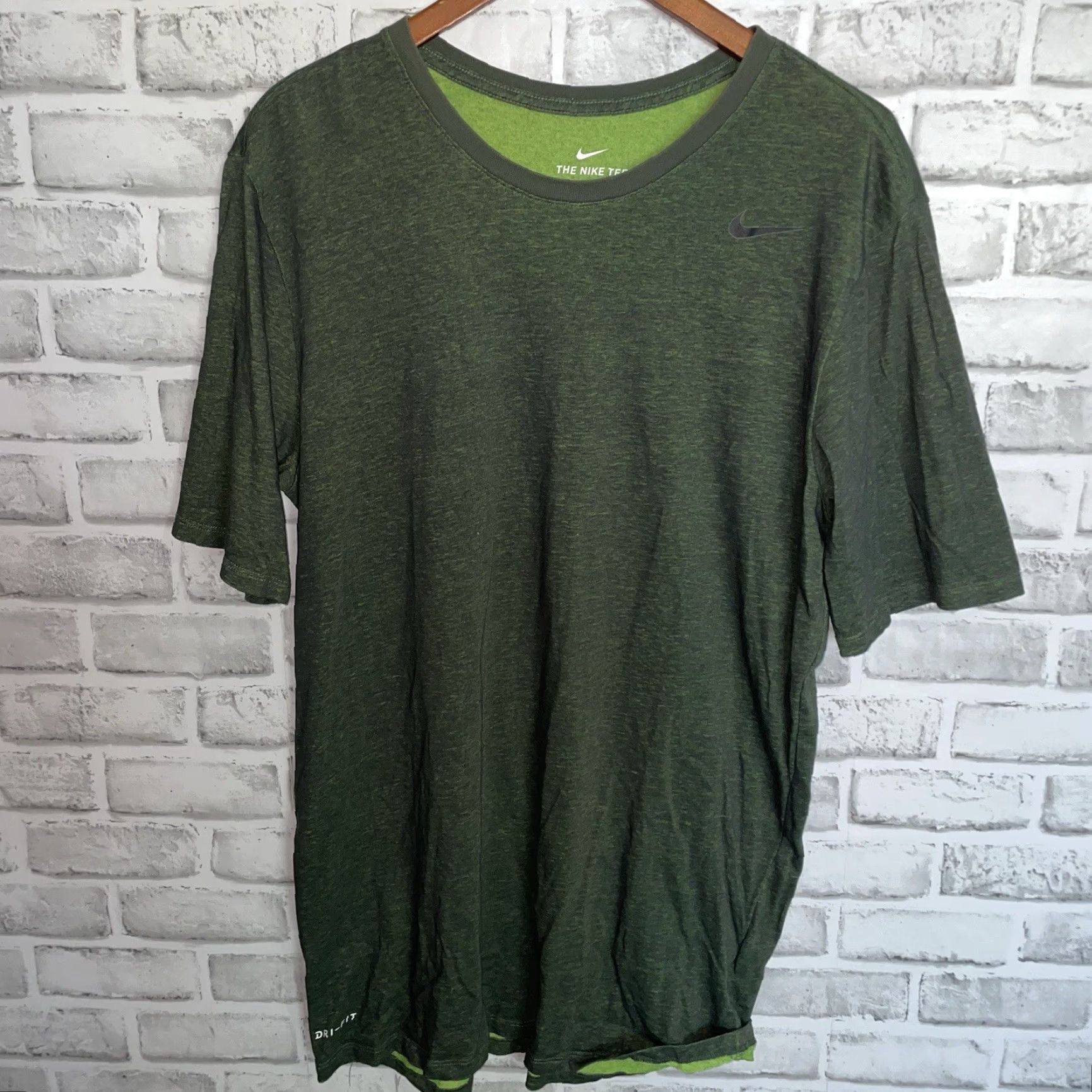 Nike Nike Tee Dri-Fit Green Athletic Tee Mens Size L Size US L / EU 52-54 / 3 - 2 Thumbnail