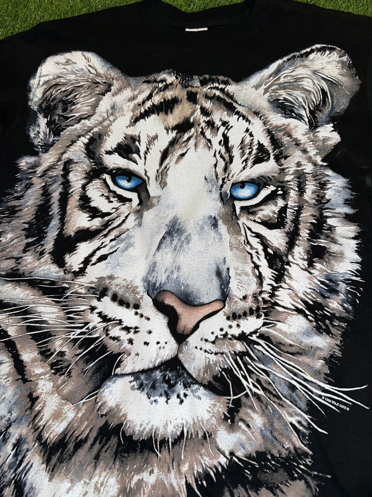 Vintage Vintage tiger big print tee shirt size large Size US L / EU 52-54 / 3 - 2 Thumbnail