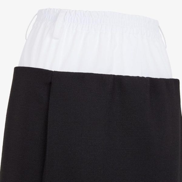 Fendi o1loc1c0824 Skirt in Black Size 30" / US 8 / IT 44 - 3 Thumbnail