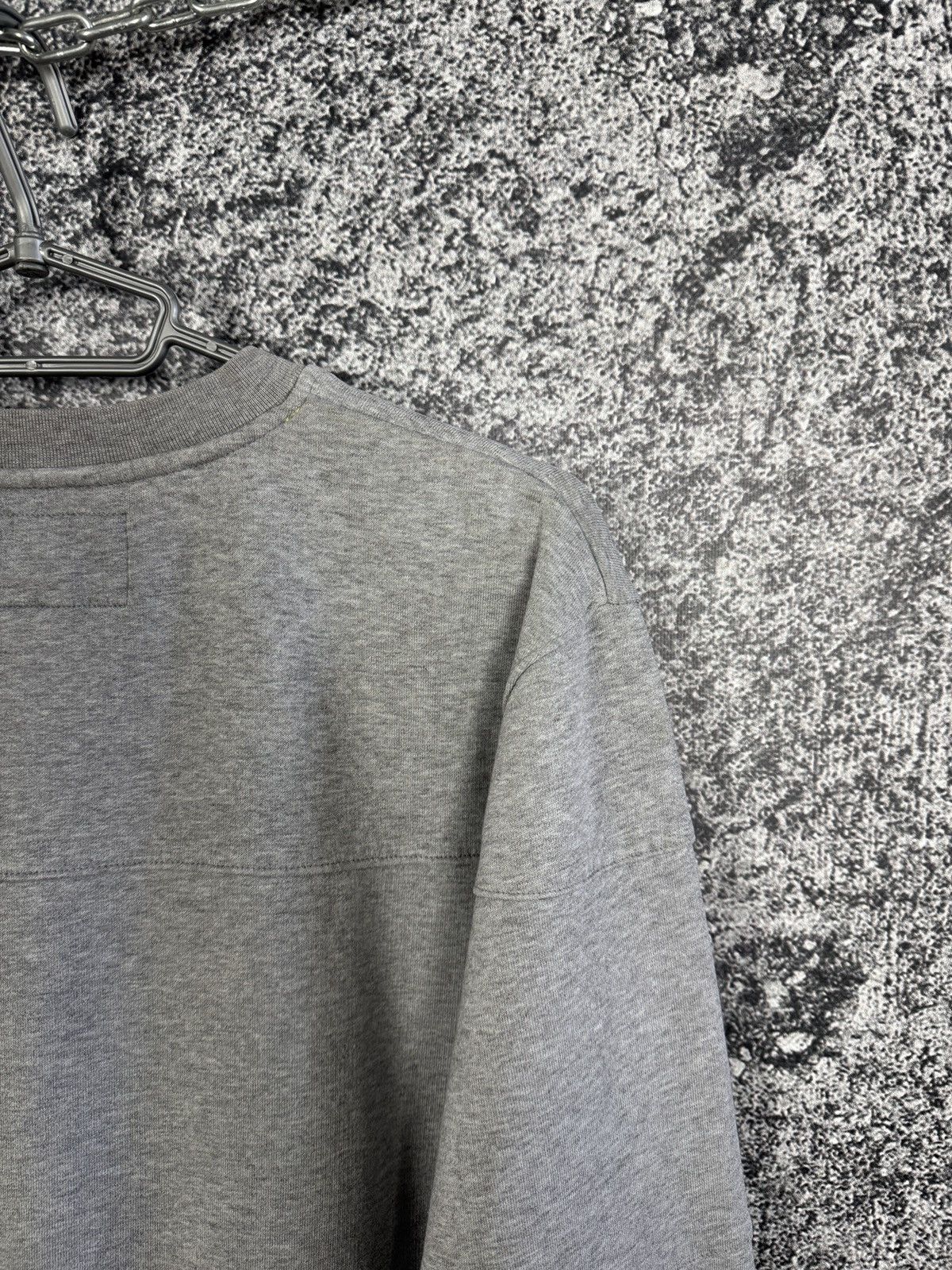 Nike Vintage Nike Air Embroidered Logo Sweatshirt Retro Size M Size US M / EU 48-50 / 2 - 14 Thumbnail