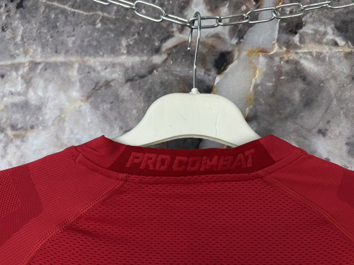 Nike Men’s Nike Pro Combat Dri-Fit Compression Size Large Size US L / EU 52-54 / 3 - 13 Thumbnail