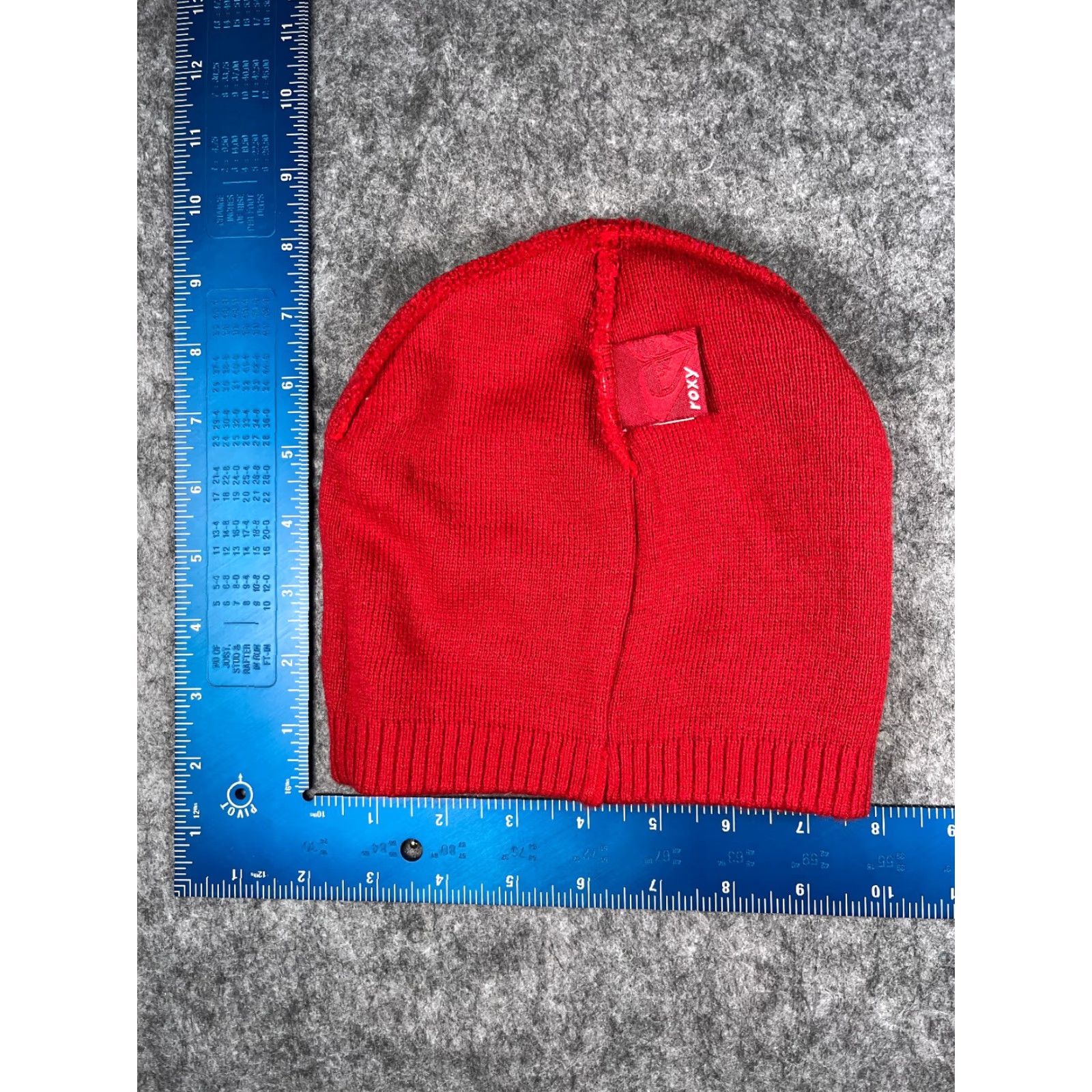 Vintage Roxy Beanie Womens One Size Red Striped Knit Acrylic Ski Hat Size ONE SIZE - 5 Thumbnail