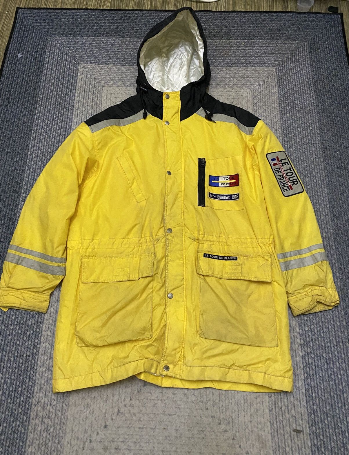 Vintage Vintage Official Tour De France Raincoat Size US XL / EU 56 / 4 - 1 Thumbnail