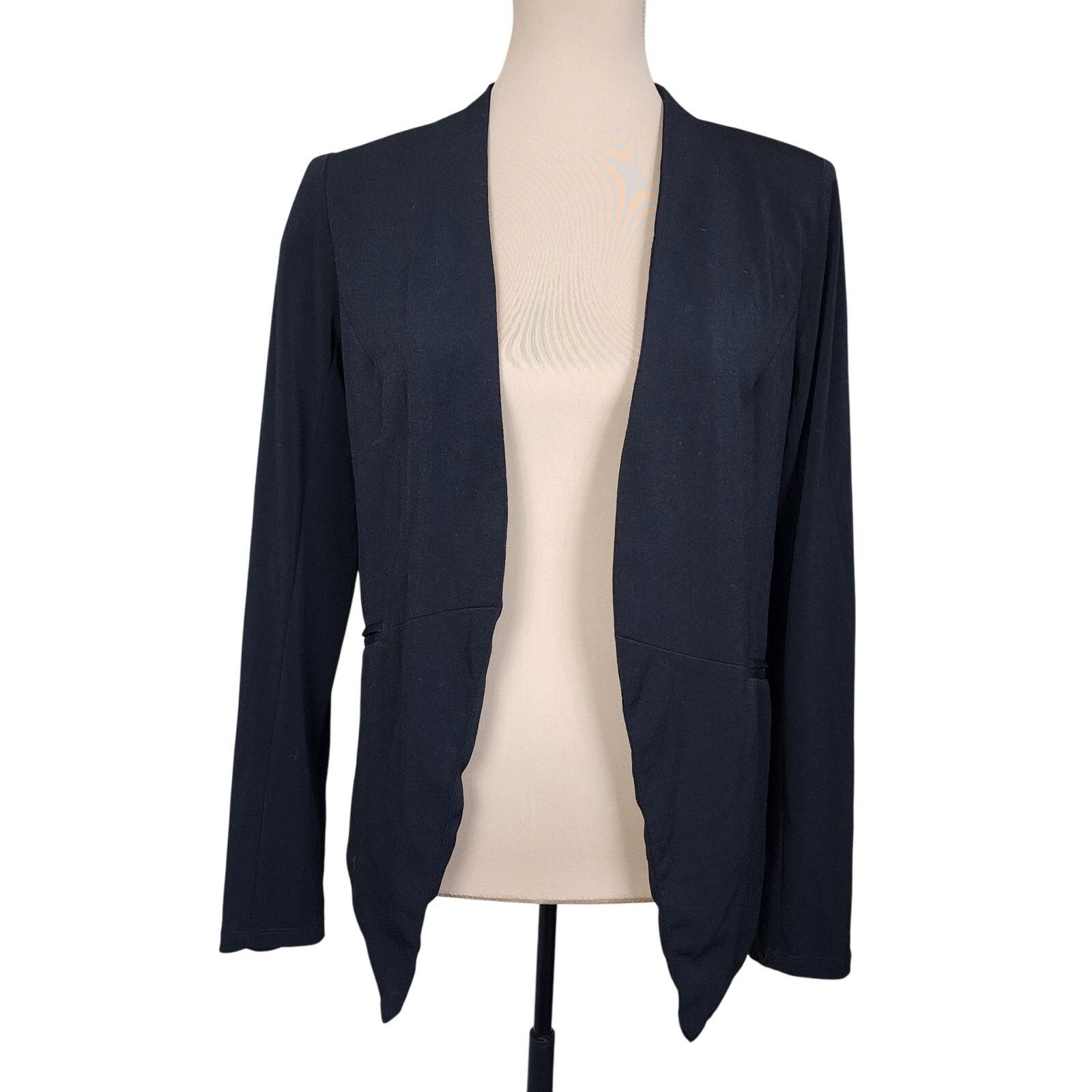 Bcbgmaxazria BCBGeneration Medium Black Tuxedo Blazer Jacket Size M / US 6-8 / IT 42-44 - 5 Thumbnail