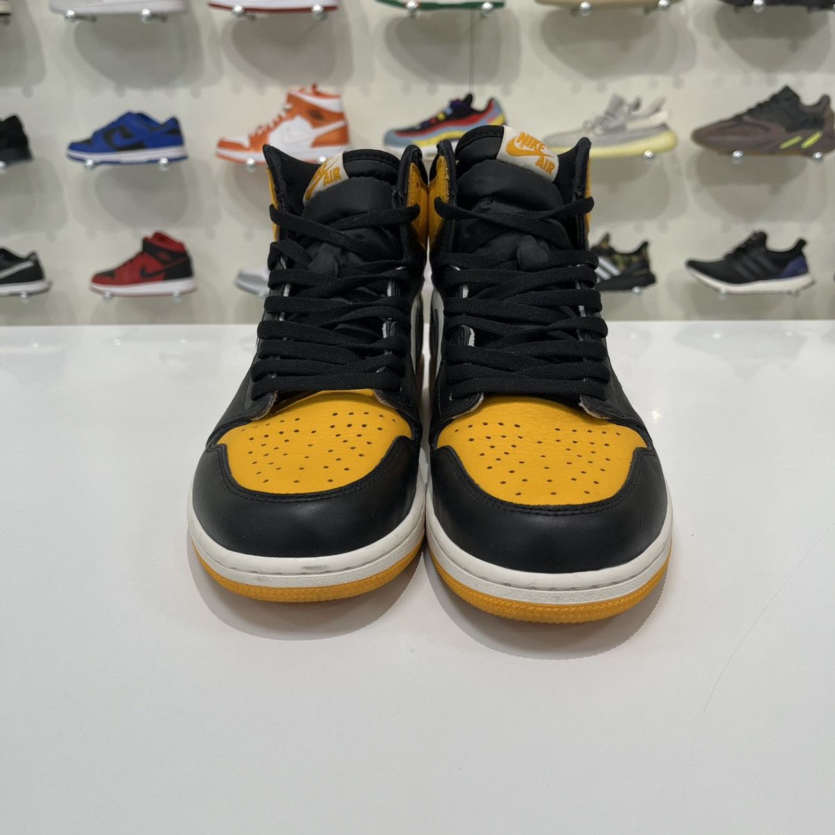 Nike Air Jordan 1 Retro High OG Taxi Size US 12 / EU 45 - 8 Thumbnail