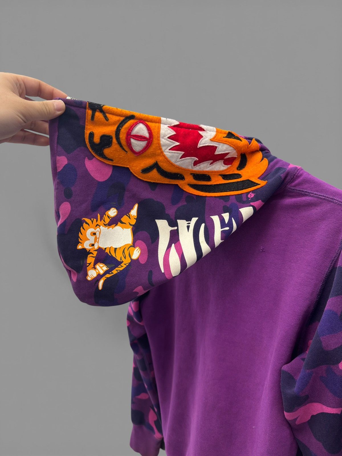 Bape Bape Purple Camo Tiger Zip Up Hoodie Size US S / EU 44-46 / 1 - 2 Thumbnail