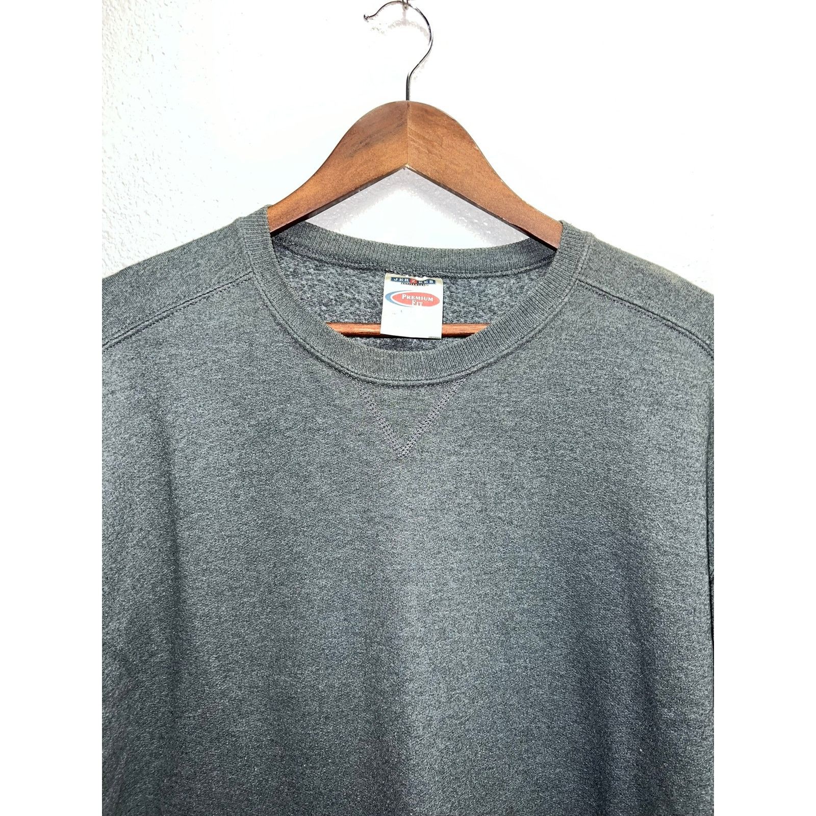 Vintage Vintage Gray Blank Sweatshirt Jerzees Dark Gray Crewneck VTG Size US L / EU 52-54 / 3 - 2 Thumbnail