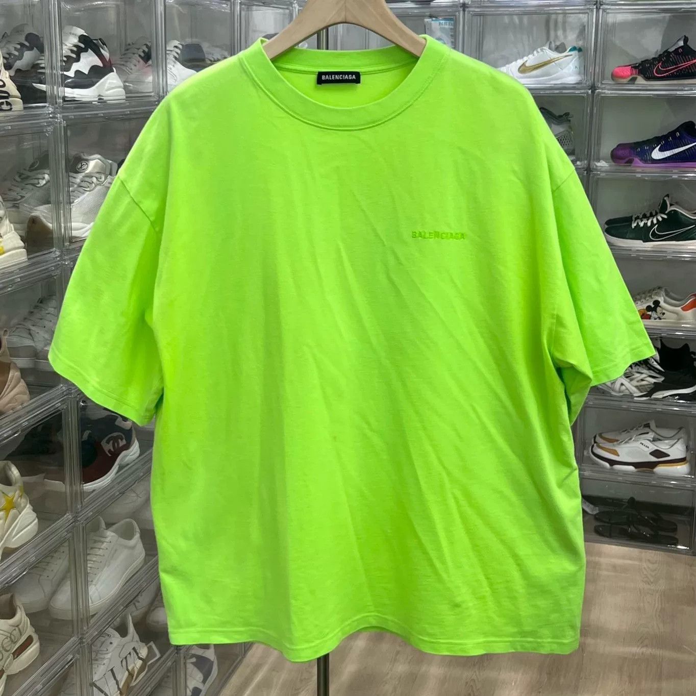 Balenciaga Balenciaga Green T-Shirt Casual Size US S / EU 44-46 / 1 - 1 Thumbnail