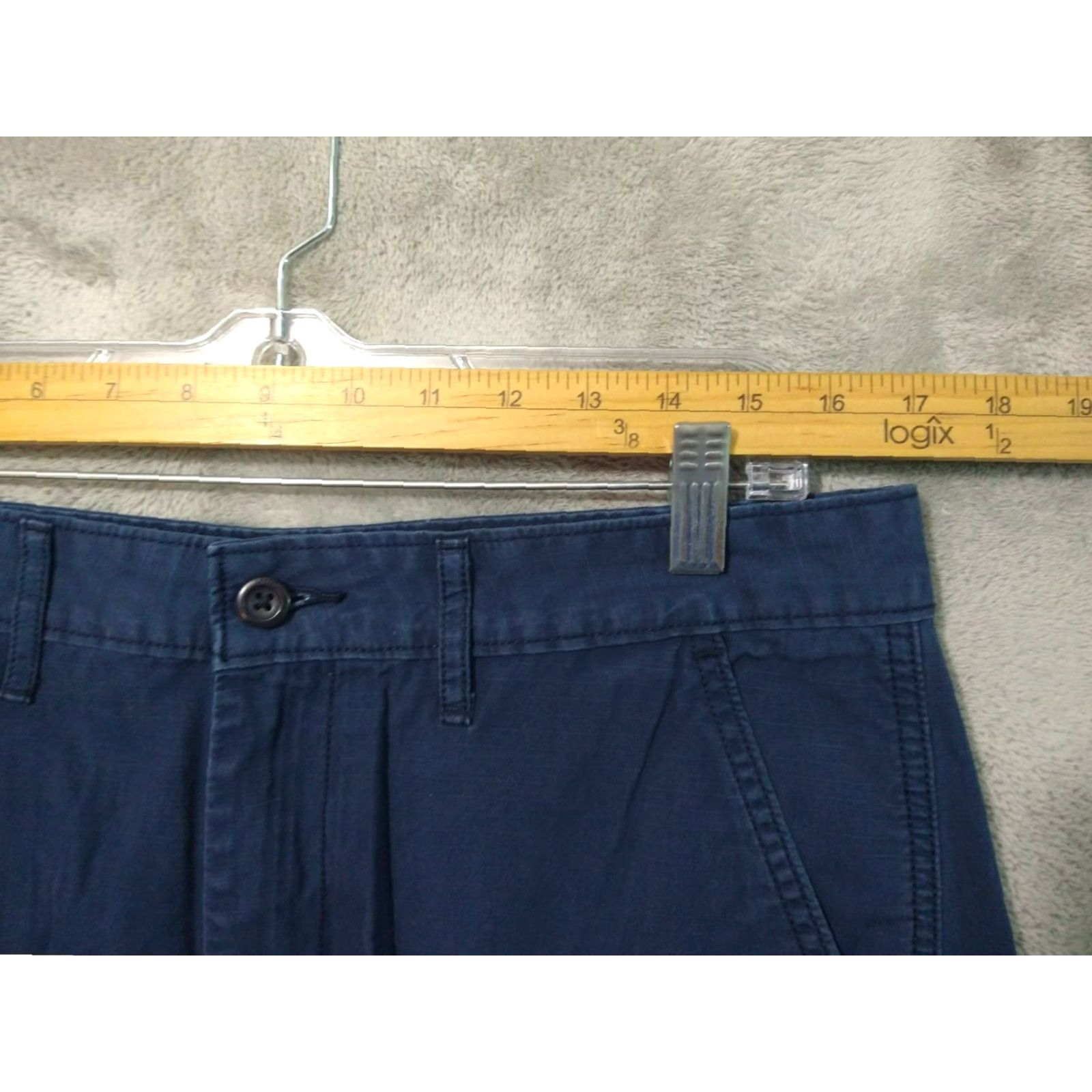 Levi's Levis Cargo Shorts Mens 33 Blue Hip Hop Grunge Cargo Pocket Regular Rise High 9in Inseam Blue Levi's Men Size US 33 - 3 Thumbnail