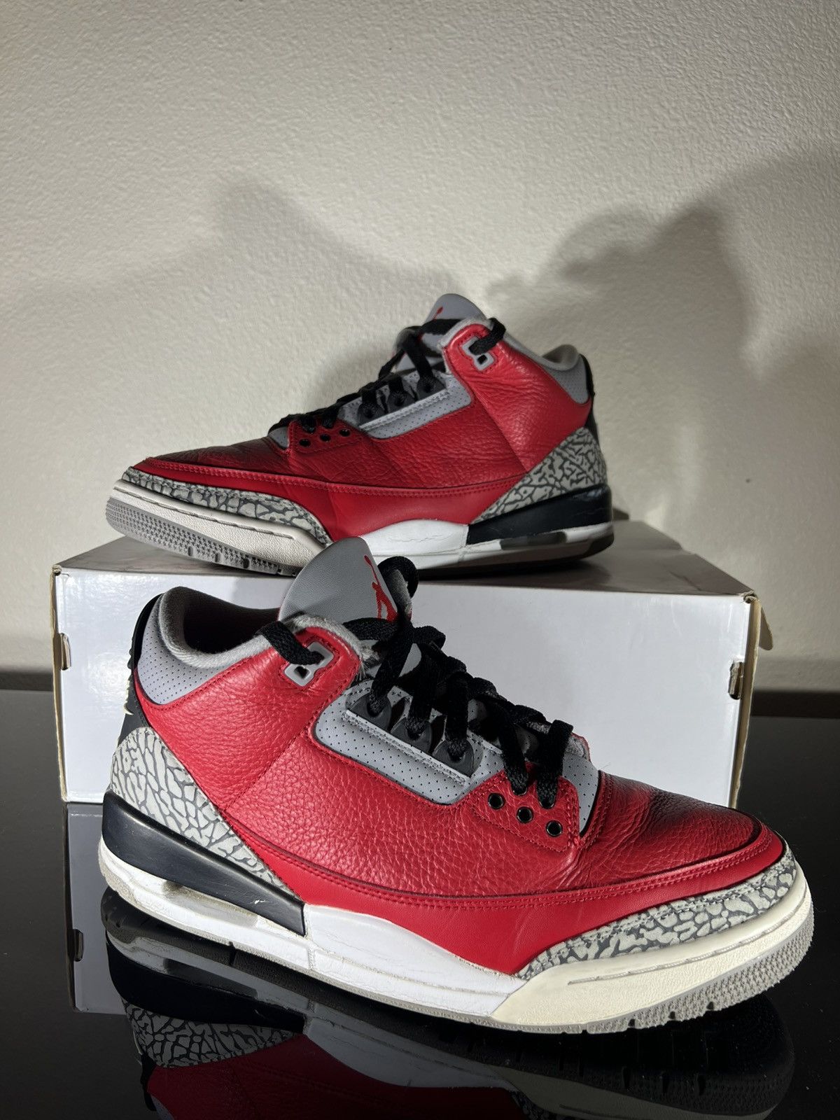 Jordan Brand Jordan 3 ‘Unite’ Size US 10.5 / EU 43-44 - 1 Thumbnail