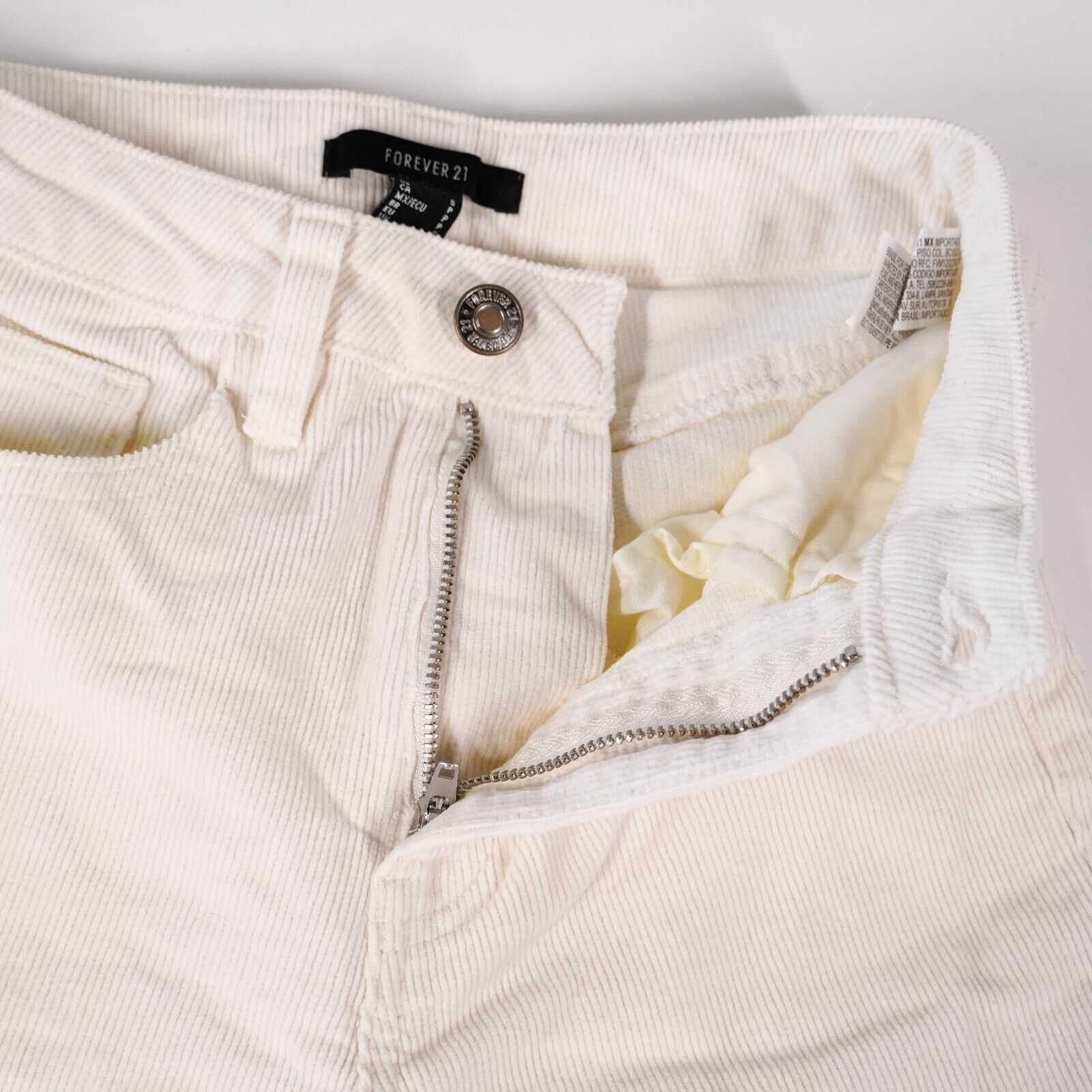 Forever 21 Forever 21 Corduroy Flared Trouser Leg Jeans Cotton Pants Sm Size 26" / US 2 / IT 38 - 5 Thumbnail