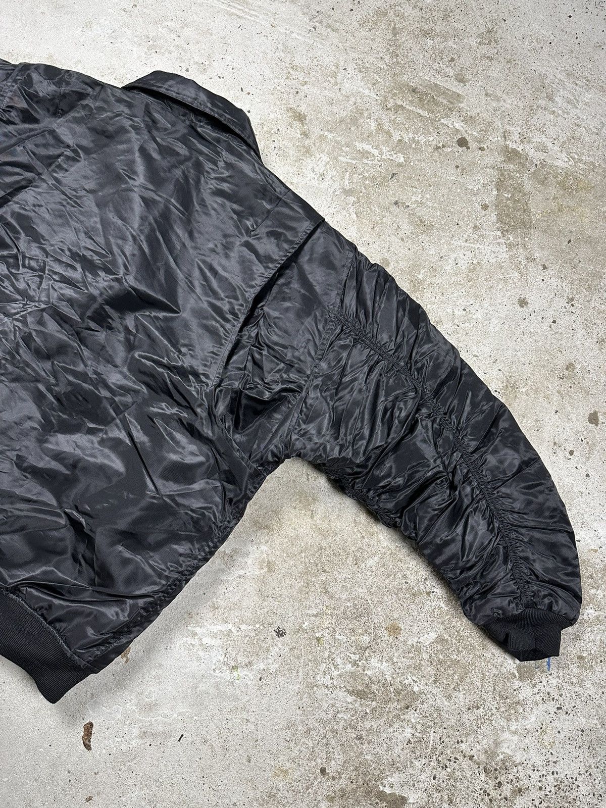 Vintage ‼️ Vintage 90s Black Boxy Bomber Jacket Nylon Rare Size US XL / EU 56 / 4 - 12 Thumbnail