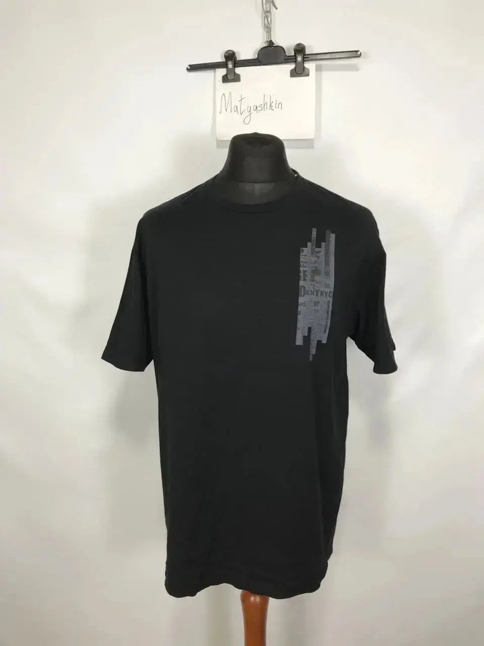 DKNY × Designer DKNY t-shirt size M Size US M / EU 48-50 / 2 - 1 Thumbnail