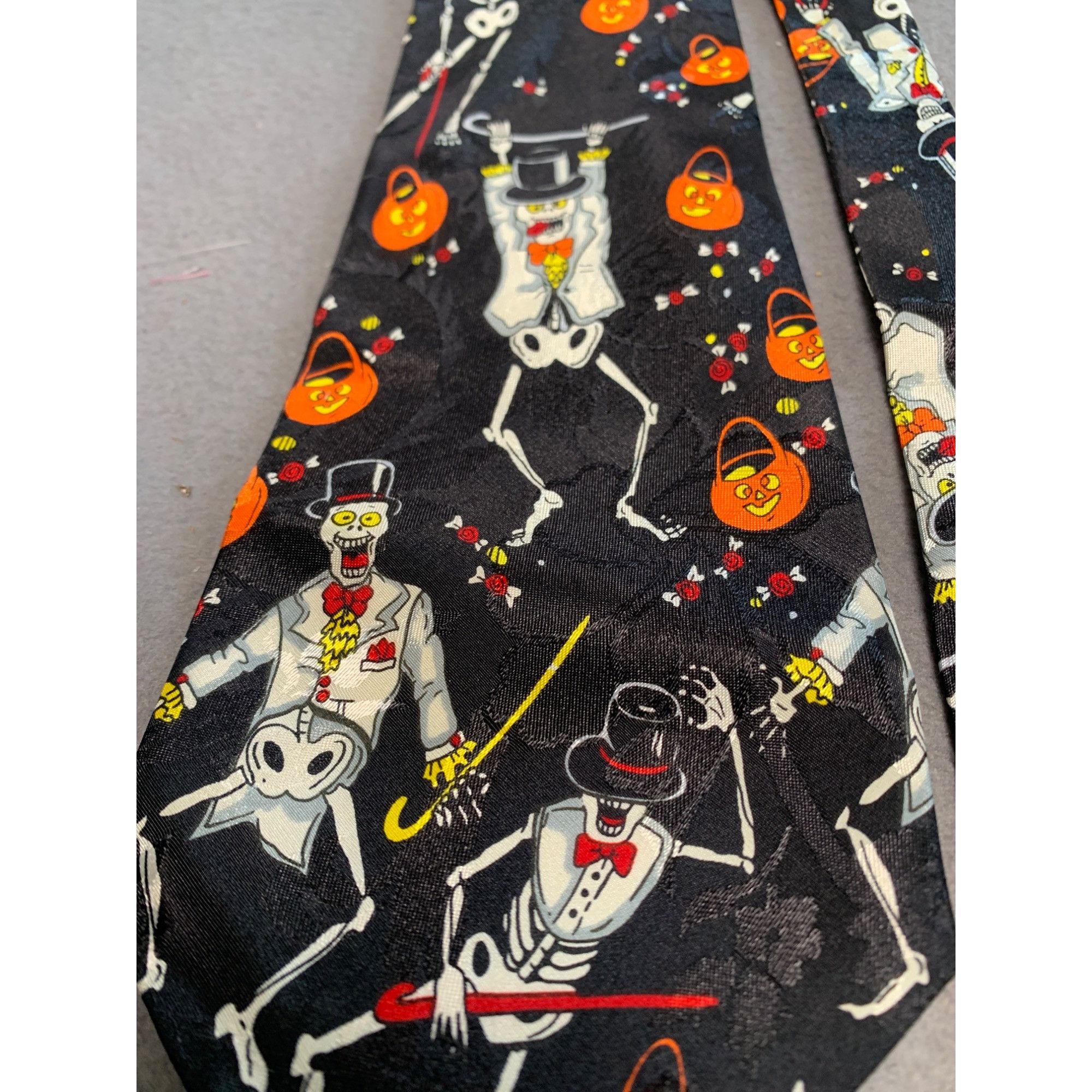 Vintage Halloween Collection Novelty Black Tie - Skeleton & Pumpkin Size ONE SIZE - 2 Thumbnail