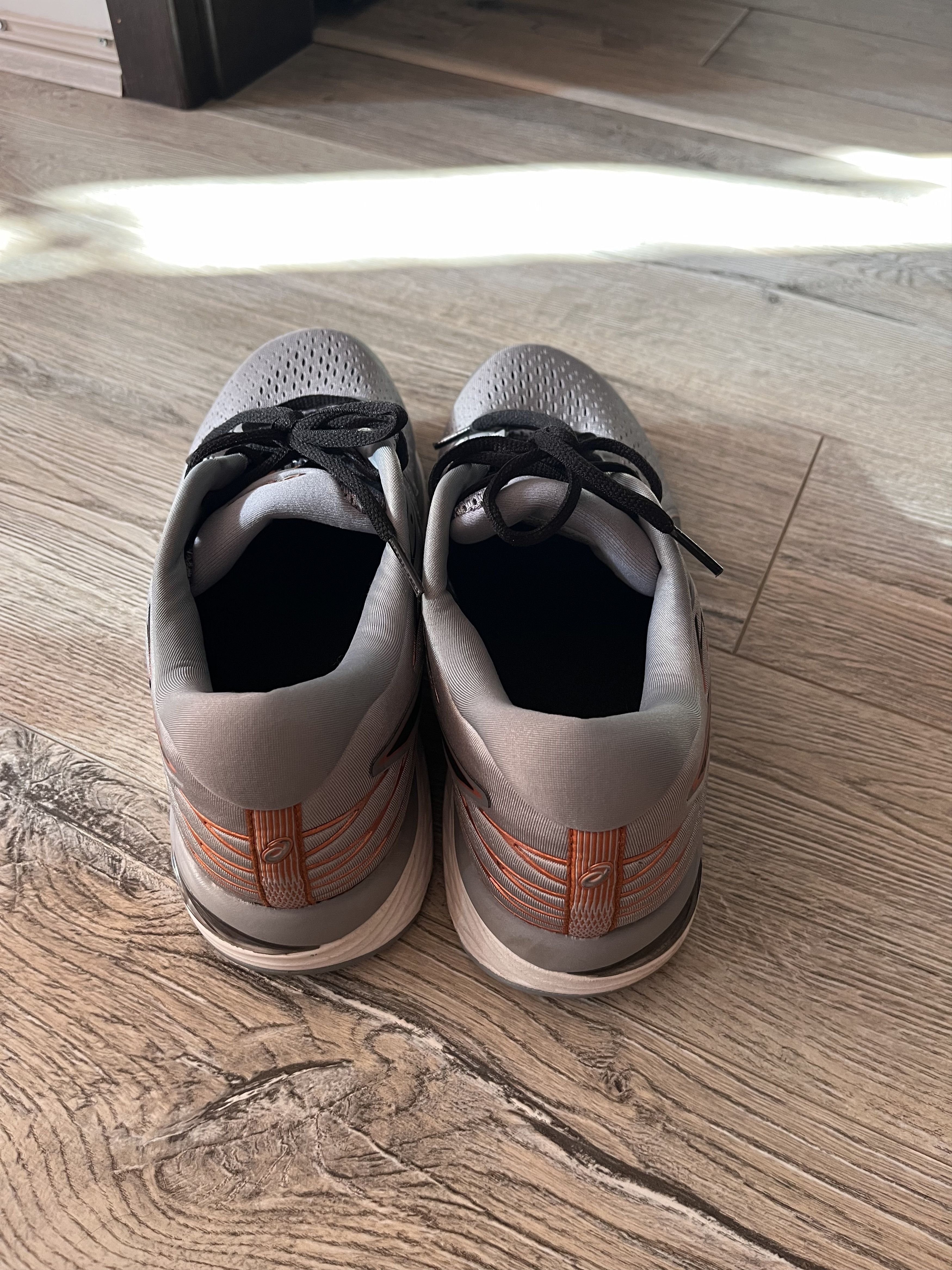 Asics Asics cumulus 21 Size US 10.5 / EU 43-44 - 4 Thumbnail
