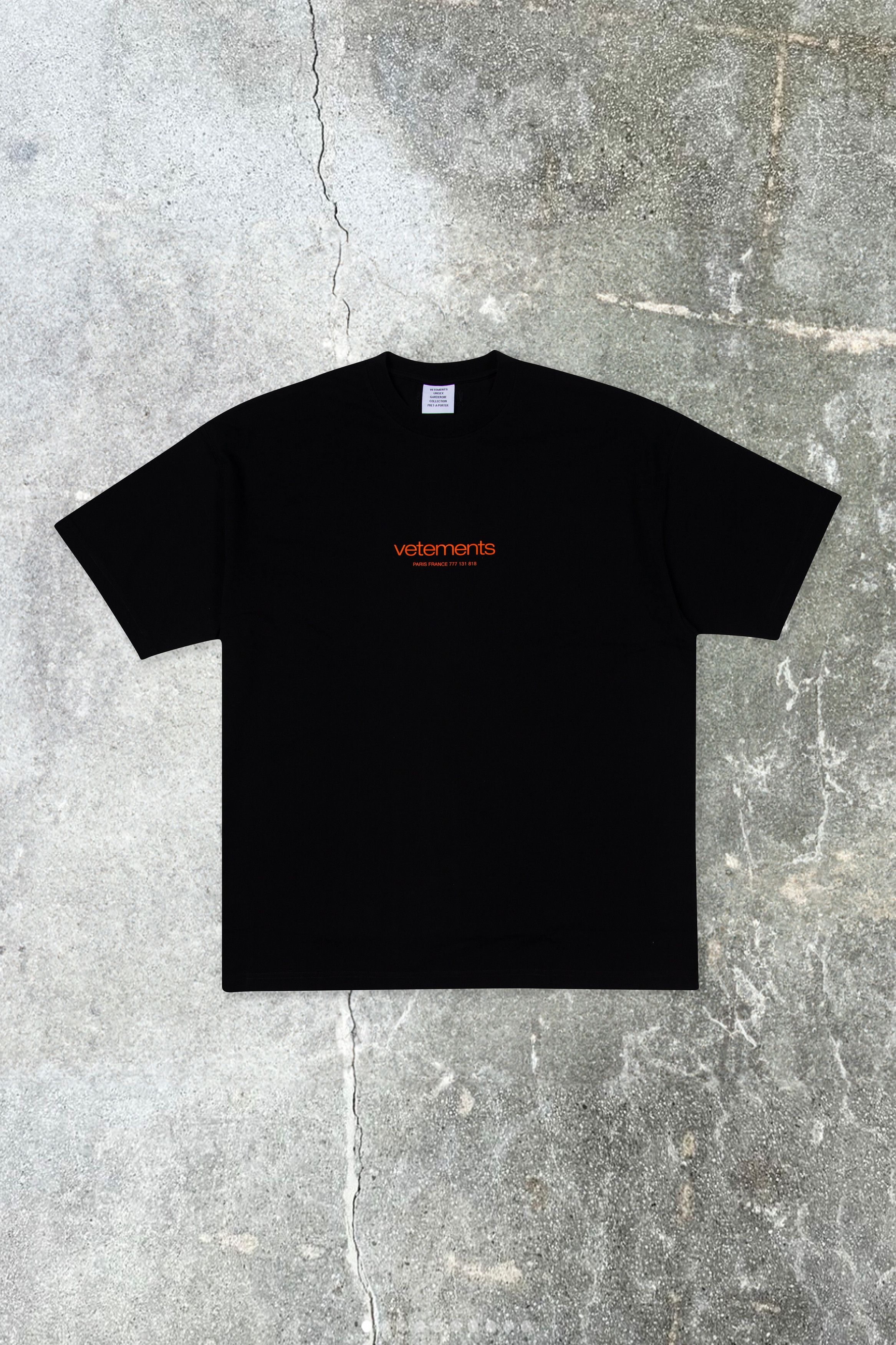 Tシャツ・カットソー Vetements No Time For Romance Tshirt Vetements VETEMENTS Black 'No Time For Romance' T-Shirt