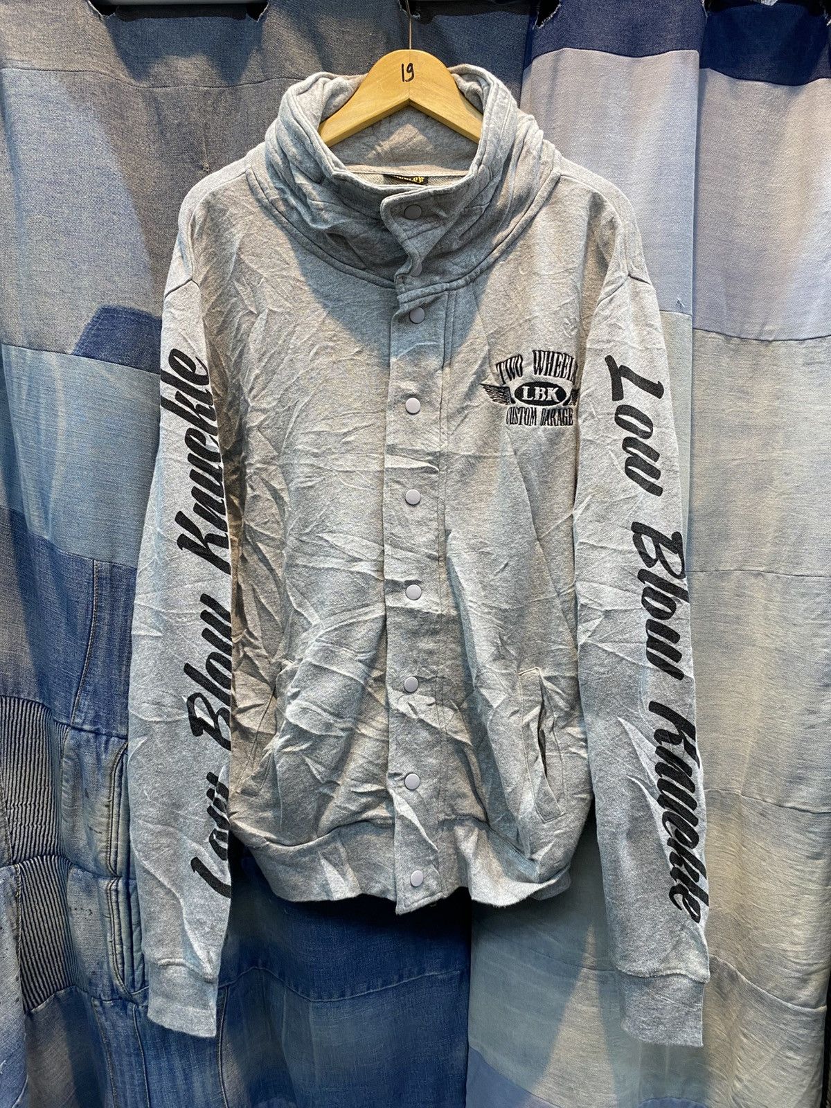 Vintage 💥binddingoffer💥 undefined lowblow knuckle looney tune hoodie Size US L / EU 52-54 / 3 - 2 Thumbnail