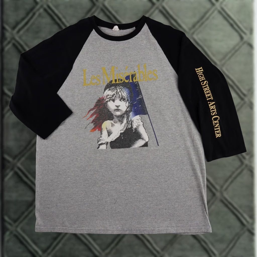 Anvil Les Misérables Adult Shirt L Gray Double-Sided Graphic Raglan ANVIL Mens Size US L / EU 52-54 / 3 - 1 Thumbnail