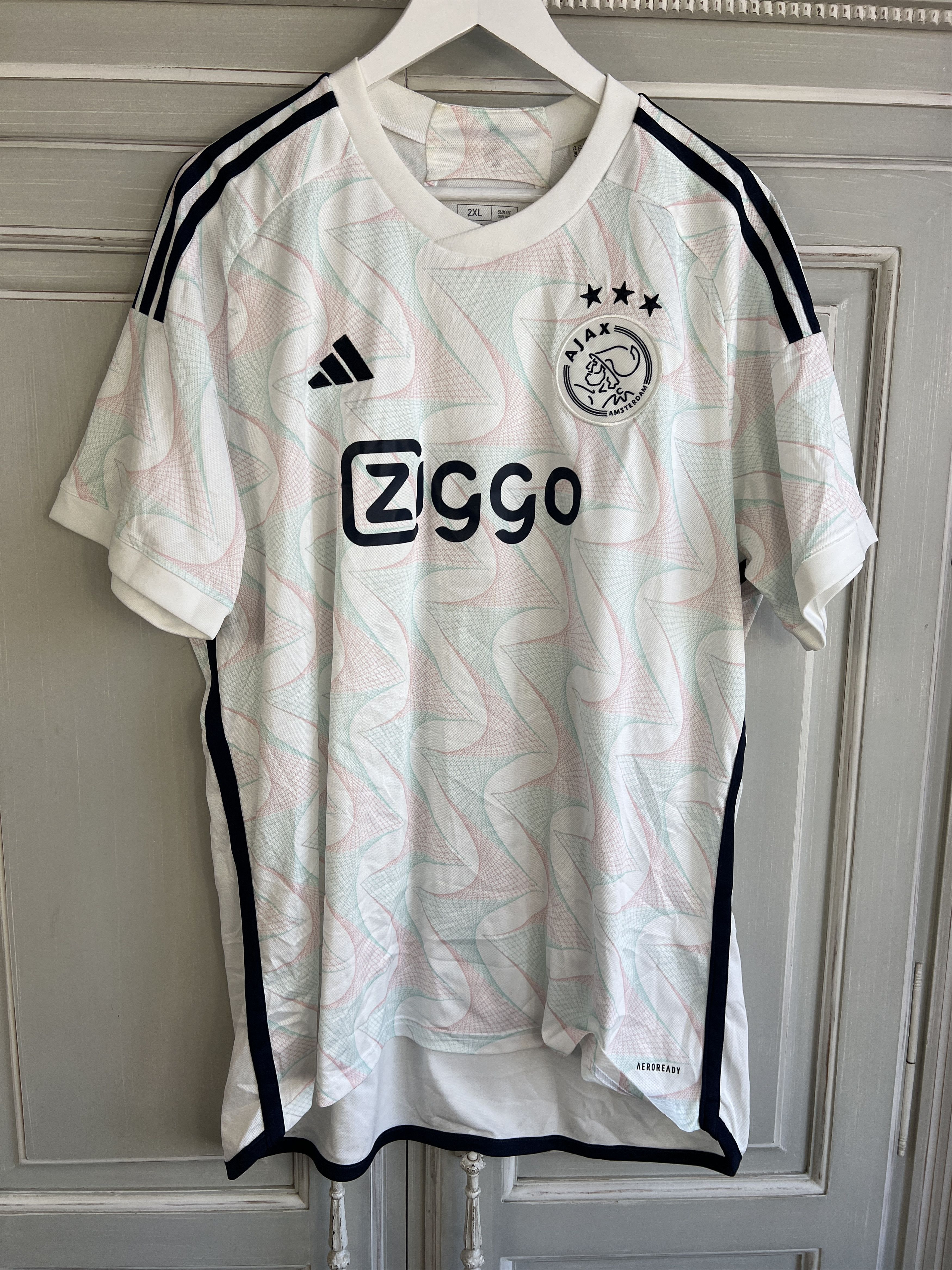 Adidas adidas ajax amsterdam soccer jersey size 2xl white black Size US XXL / EU 58 / 5 - 1 Thumbnail