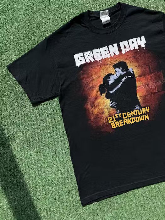 Band Tees × Vintage Vintage 00s Green Day Kiss 21st Century Breacdown Black Tee Size US M / EU 48-50 / 2 - 4 Thumbnail