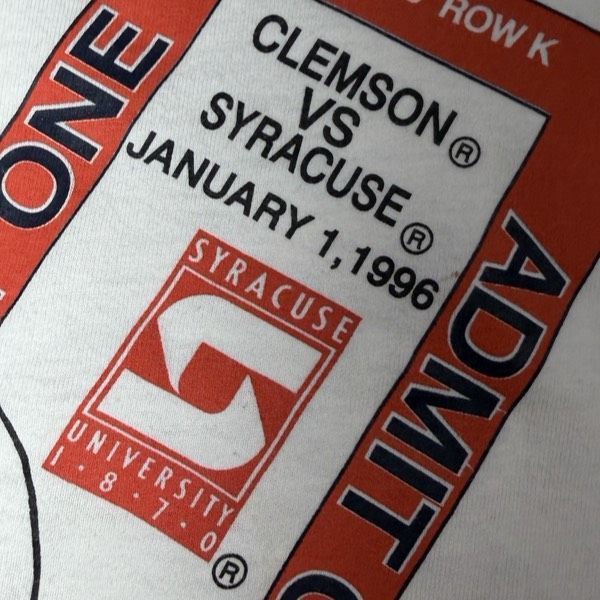 NCAA Vintage 1996 Syracuse Orangemen Football T Shirt Mens Medium White USA Made Size US M / EU 48-50 / 2 - 5 Thumbnail