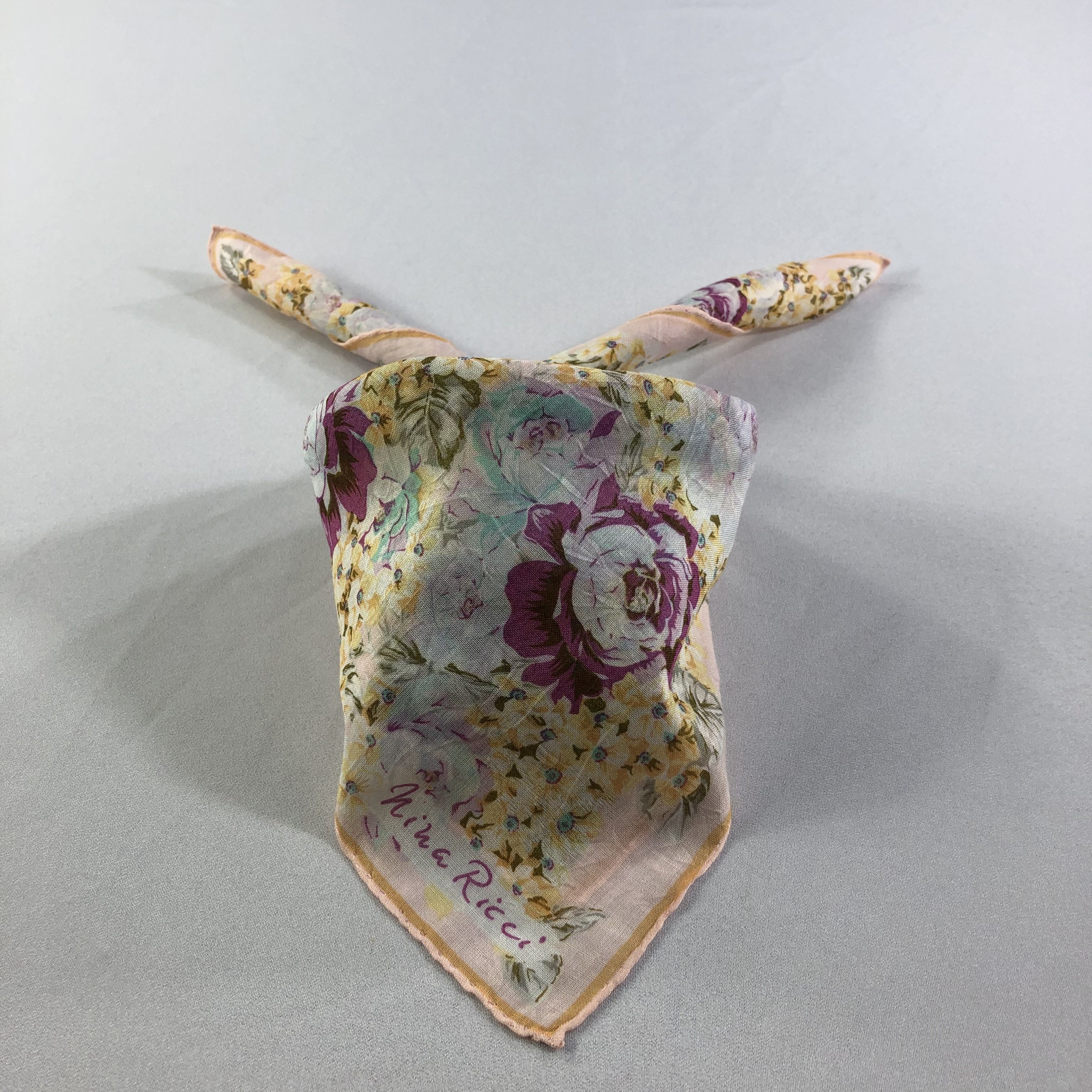 Nina Ricci Nina Ricci Handkerchief Neckerchief Bandana H1726 Size ONE SIZE - 1 Thumbnail