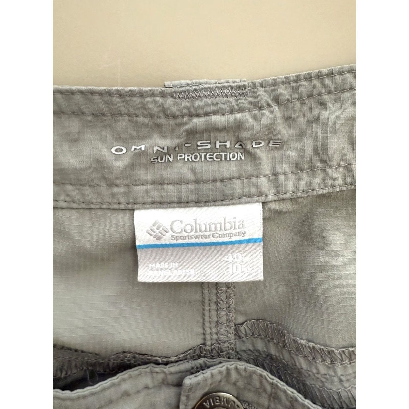Vintage Columbia Omni-Shade Shorts Mens Large Gray Cargo Outdoor Lightweight Hike Fish Size US 33 - 4 Thumbnail