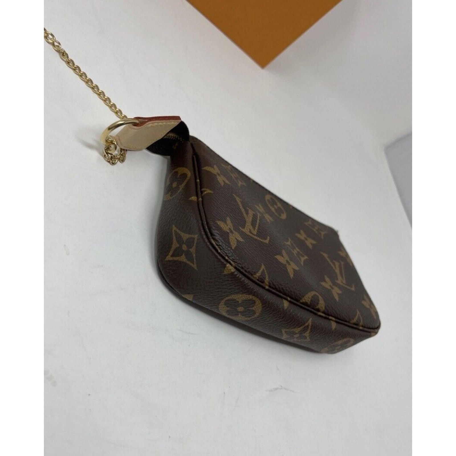 Louis Vuitton Louis Vuitton Mini Pochette Accessoires Monogram Size ONE SIZE - 9 Thumbnail