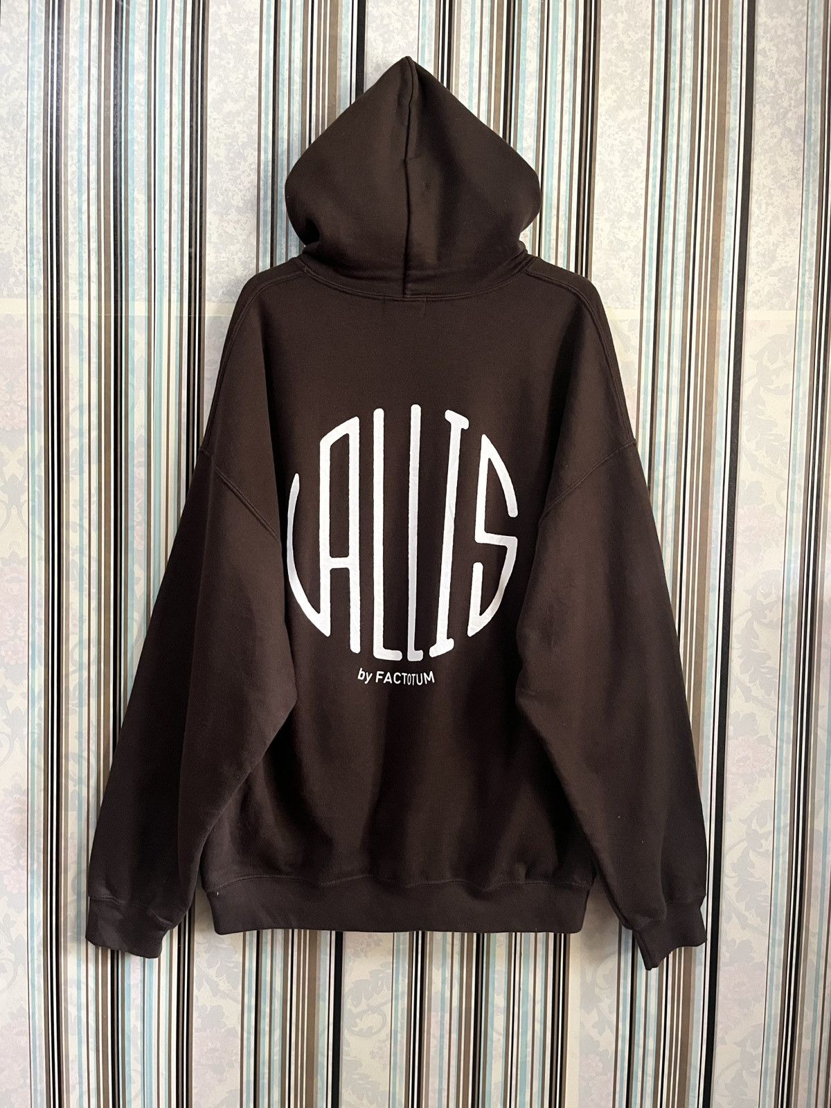 FACTOTUM 2000s VALLIS design oversized #H1 Size US L / EU 52-54 / 3 - 2 Thumbnail
