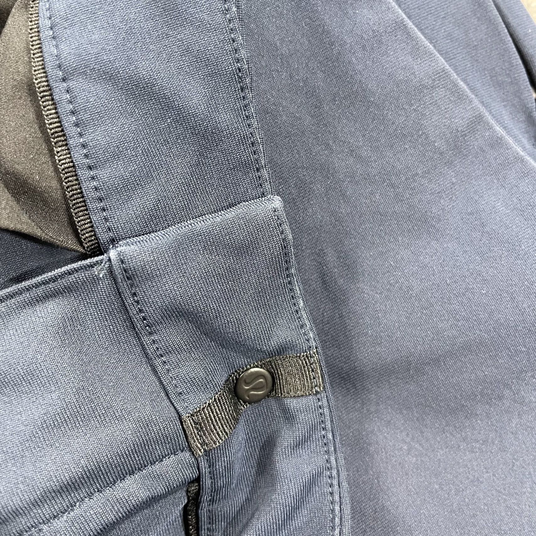 Lululemon VINTAGE N/A Size US 32 / EU 48 - 5 Thumbnail