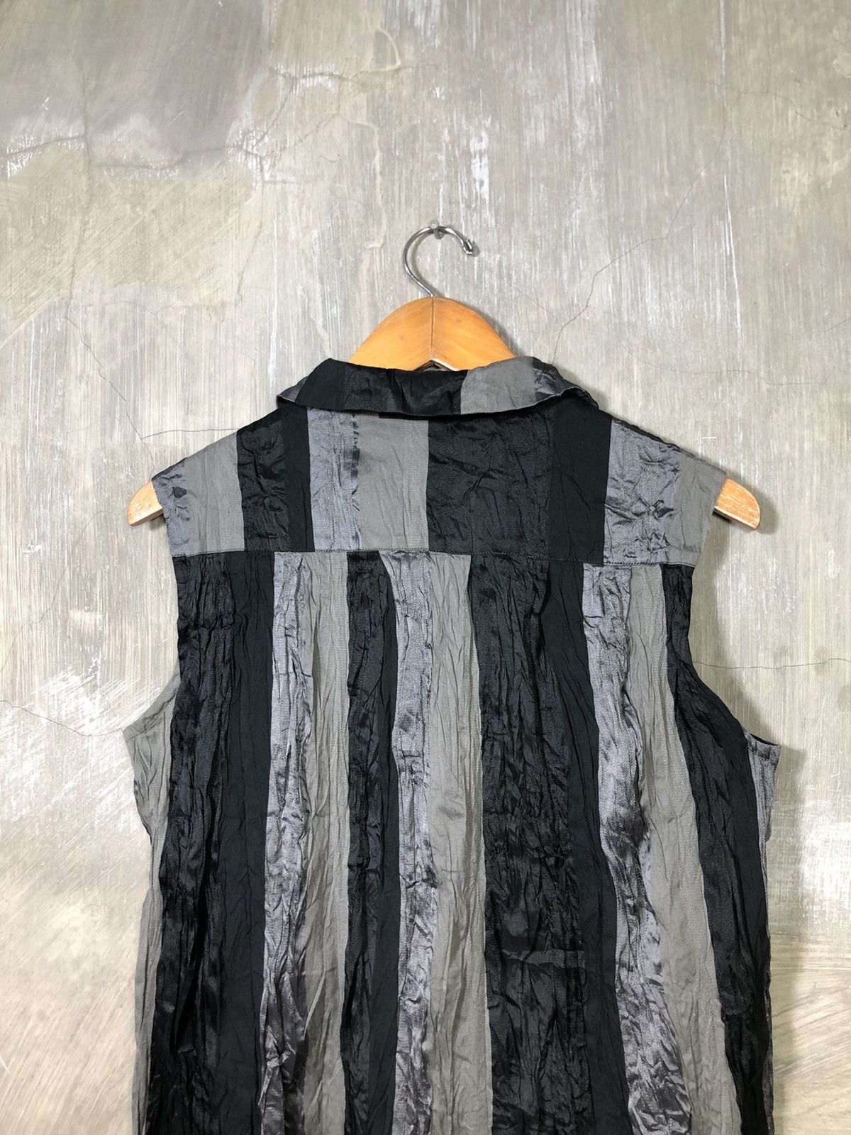 Issey Miyake Issey Miyake Half Button Up Shirt Size US M / EU 48-50 / 2 - 8 Thumbnail