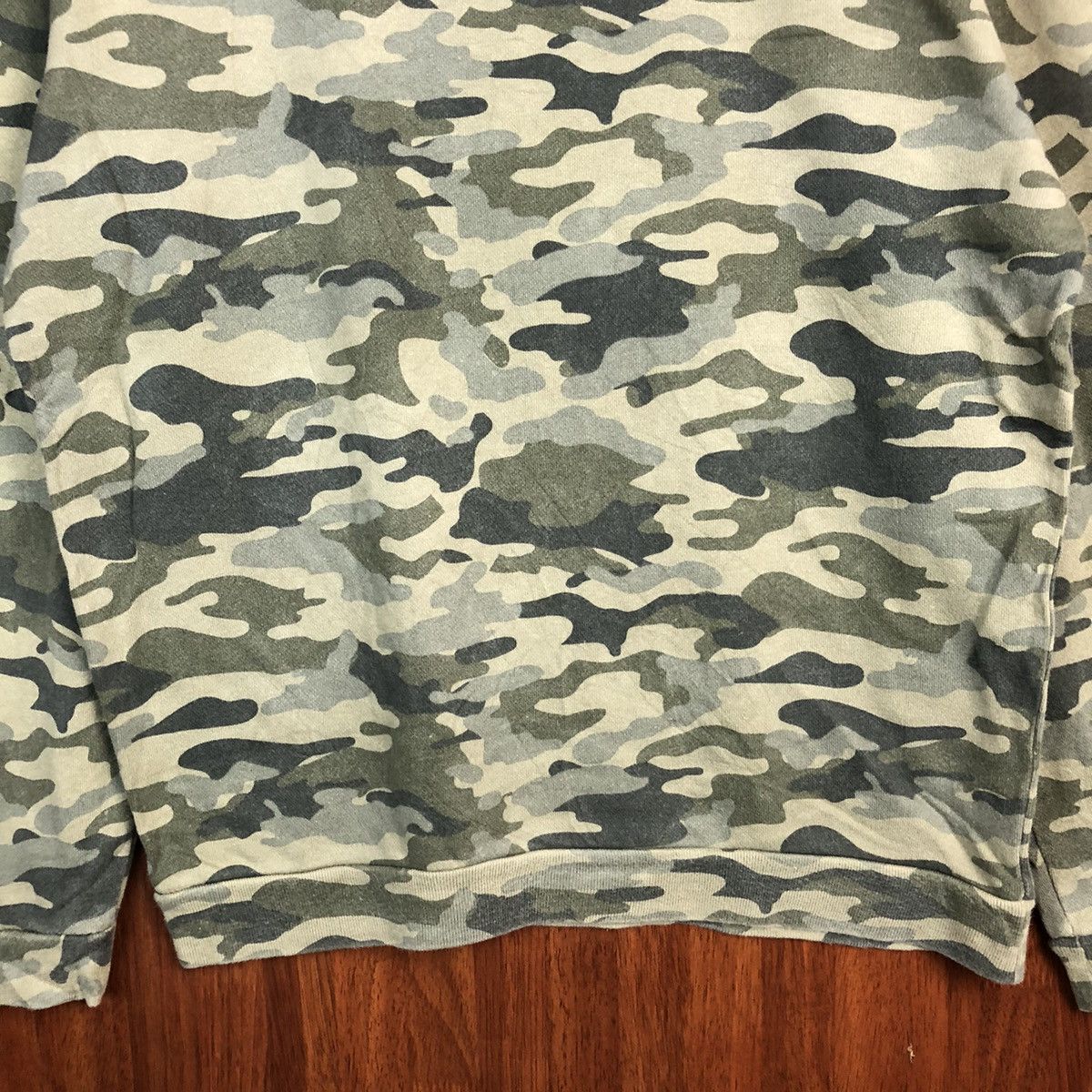 Japanese Brand × Vintage Camo military vintage japan Green Sweathshirt #7522 Size US L / EU 52-54 / 3 - 6 Thumbnail