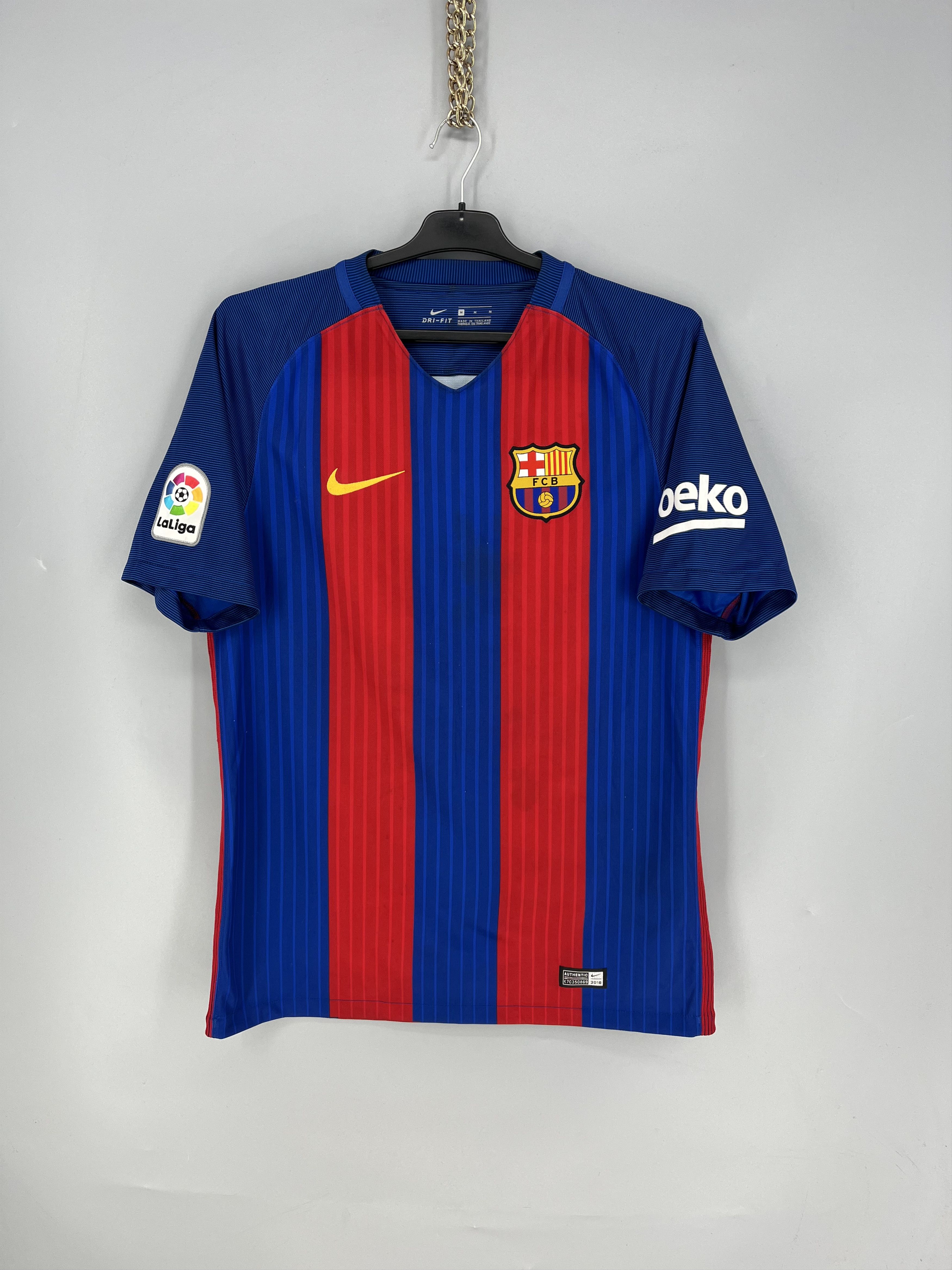 Vintage FC Barcelona Nike 2016 2017 Soccer Jersey Home Football Size US M / EU 48-50 / 2 - 1 Thumbnail