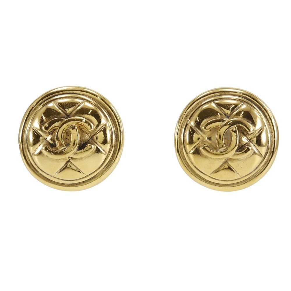 Chanel Chanel Vintage Round CC Clip-On Earrings Metal Size ONE SIZE - 1 Thumbnail
