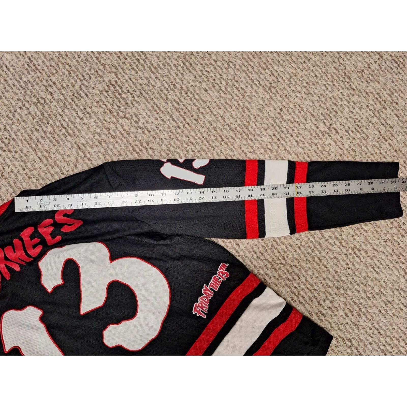 Vintage Friday The 13th Jason Voorhees Hockey Jersey Shirt M Horror Movie Tv Shirt Mens Black Jersey Tee Size US M / EU 48-50 / 2 - 6 Thumbnail