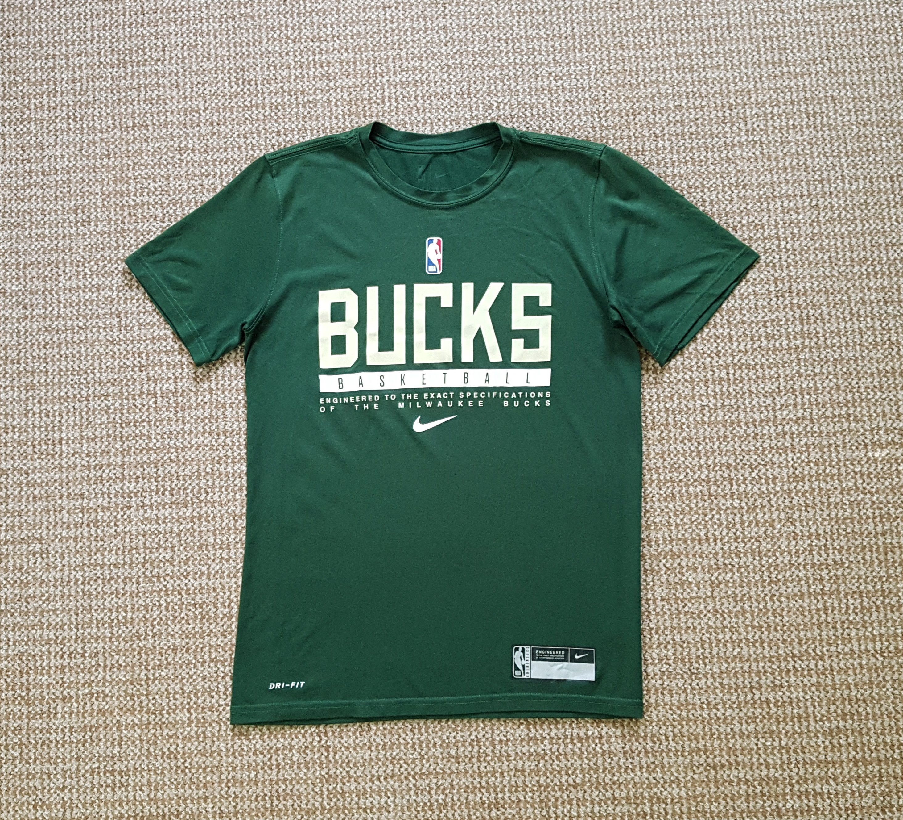 NBA Nike NBA Milwaukee Bucks Training Tee Shirt Jersey Dri-Fit Size US S / EU 44-46 / 1 - 1 Thumbnail